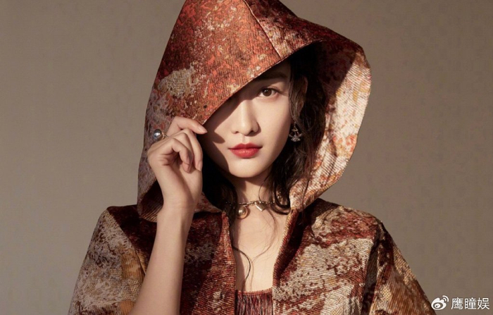 王鸥复出录综艺《明星大侦探》,差点被网友推倒,粉丝呼吁理智追星