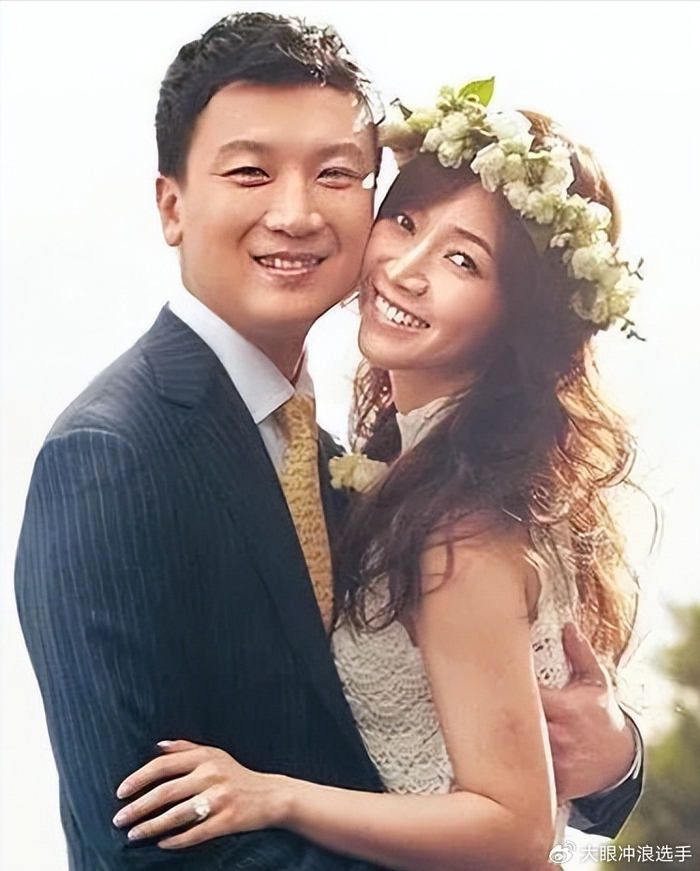 侯佩岑和黄伯俊