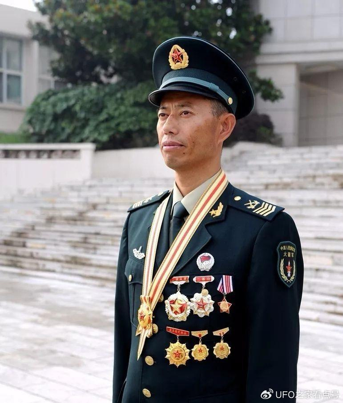 王忠心的第一次入伍