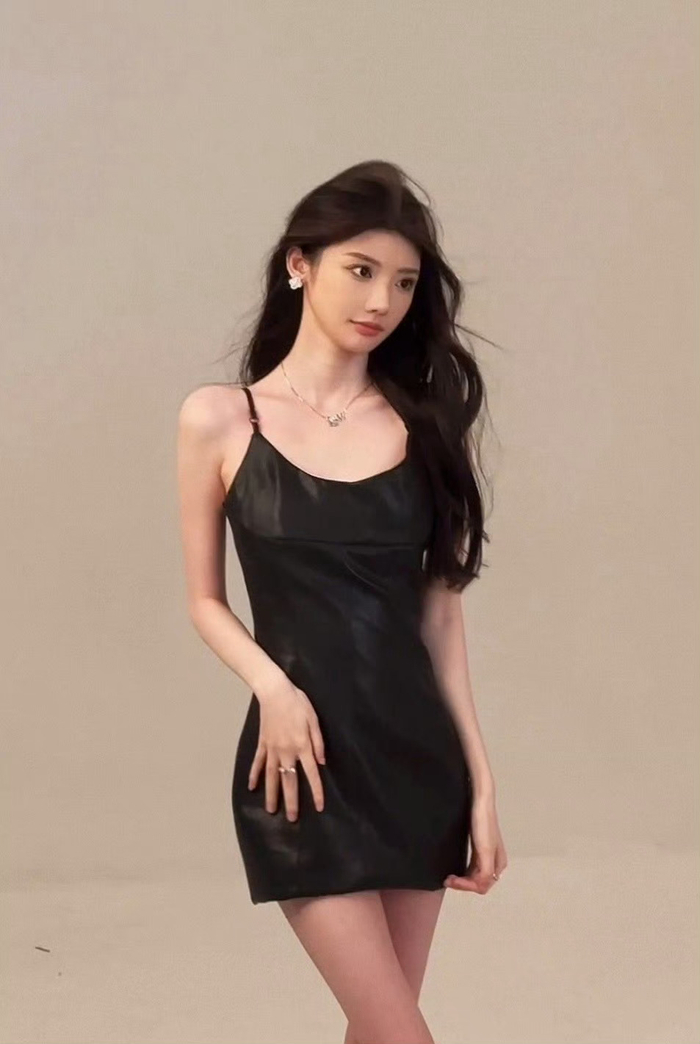 她叫袁锦瑜,00年,身高165cm,集甜美和气质于一身的女生
