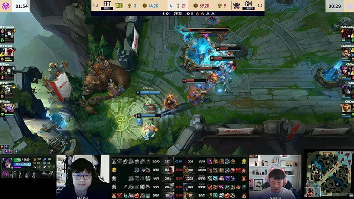 kid主动对线uzi结果被压了100刀|马蹄铁|卡莎|晋级_新浪新闻