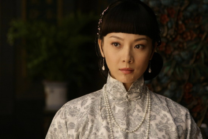 看了陈数18年前的黄依依旧照就会原谅她如今的硅胶脸