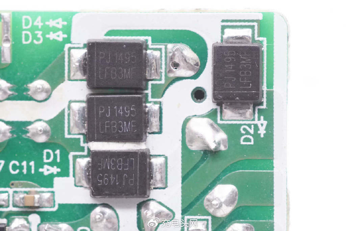 拆解报告vivo44w闪充充电器v4440l0a1cn