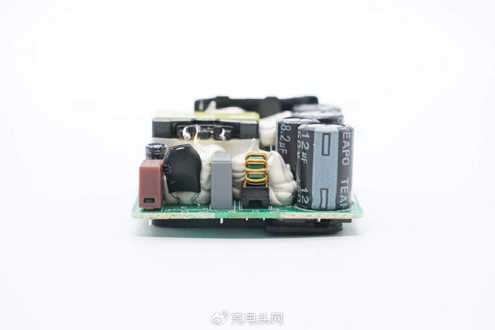 拆解报告vivo44w闪充充电器v4440l0a1cn