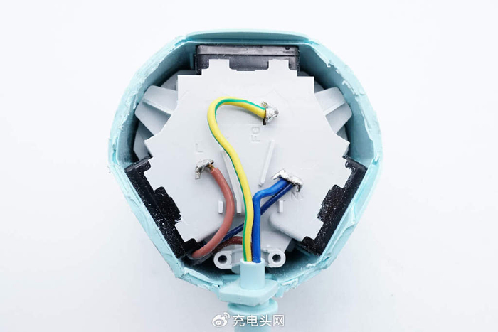 石龙富华35w氮化镓快充插座拆解