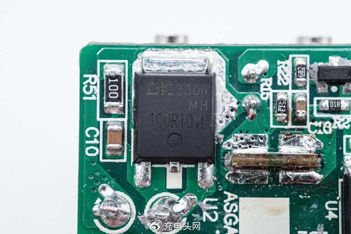 同步整流芯片来自东科半导体,型号dk5v100r10vl,是一颗无外围的同步