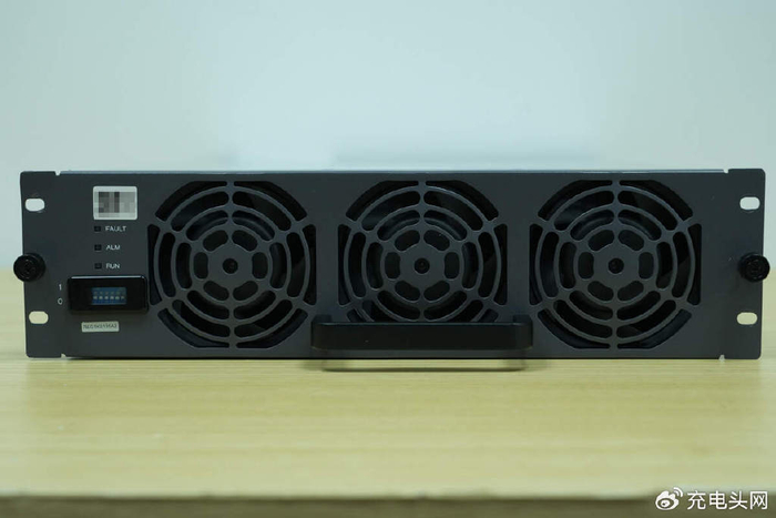 拆解报告：INFY POWER英飞源40kW新能源汽车碳化硅充电模块REG1K0135A__财经头条__新浪财经