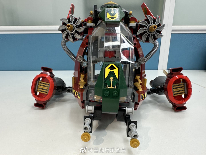 试玩乐高幻影忍者70735:飞天旋转术超级战机__财经头条