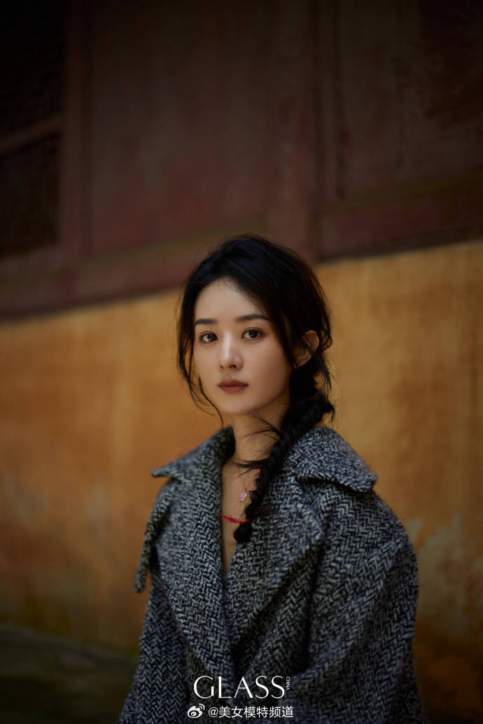 赵丽颖杂志大片曝光,远离喧嚣回归自然,悠闲而松弛