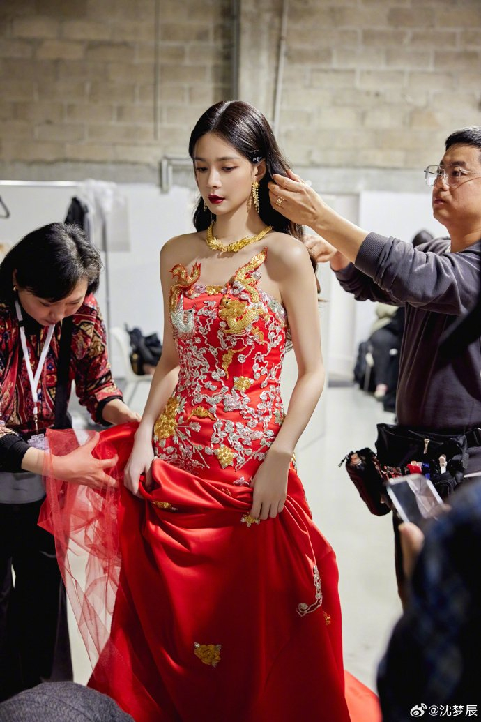 沈梦辰人生第一张模特定妆照梦儿中国风yyds