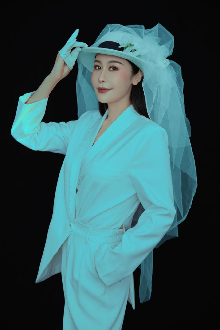 王彦华获第八届华美风尚盛典年度风尚女演员大奖