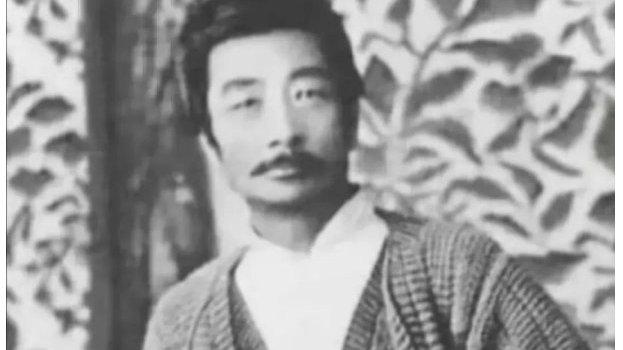 轻松一刻：用一句话证明你认识他，不许提名字！