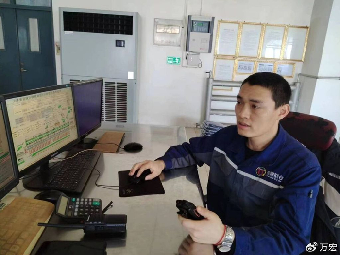 荣程集团丨用"火眼金睛"守卫安全生产——记看火巡检工张亮亮|巡检