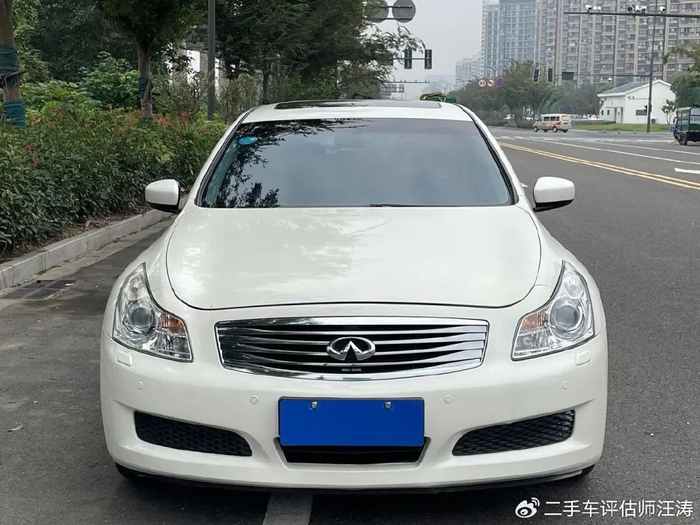 几万块淘平民战神gtr37自吸大后超承载vq之魂