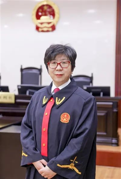 一个"微笑表情"背后的案件和故事