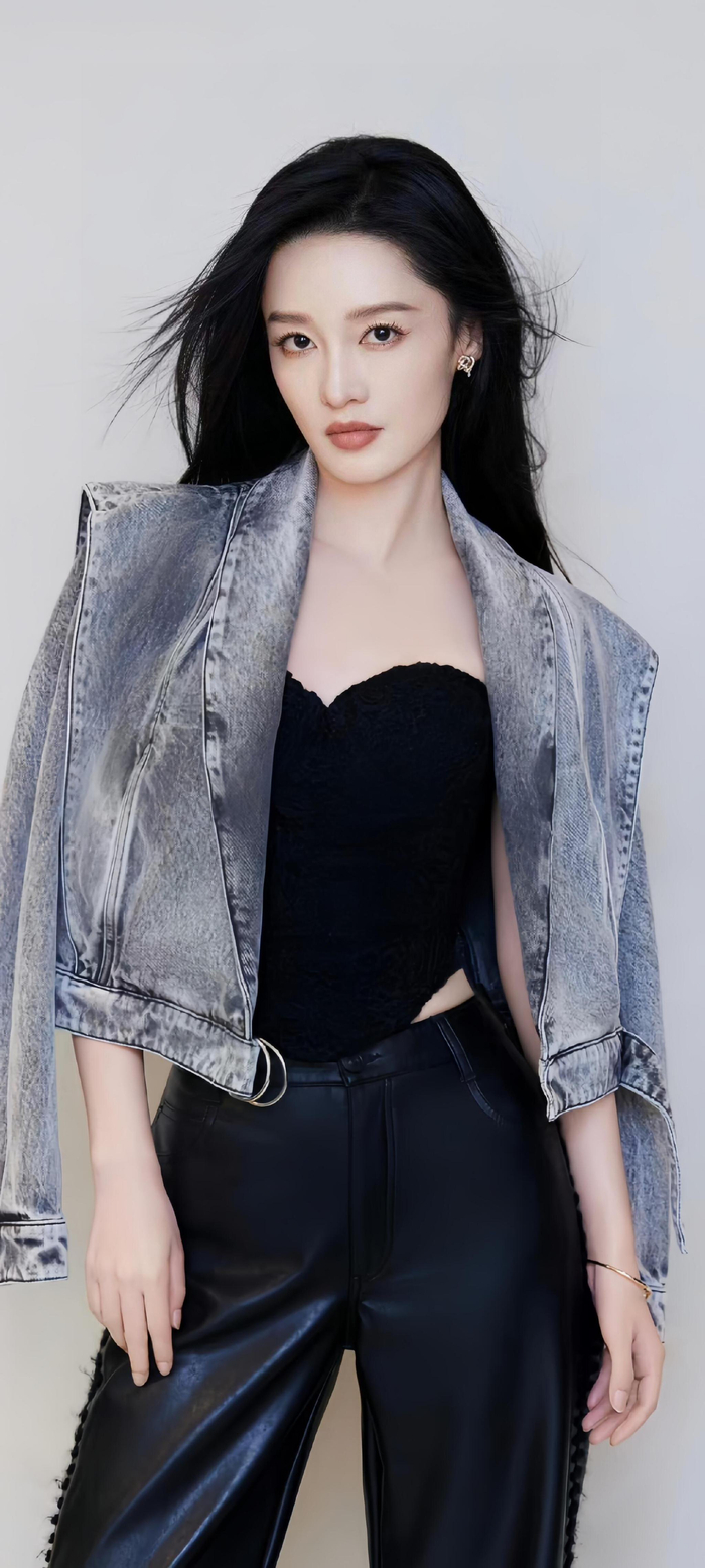李沁高清性感写真来啦!