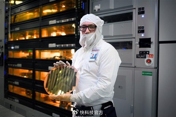 两张图上14种相同晶片工艺技术！AMD是不是挣钱呢
