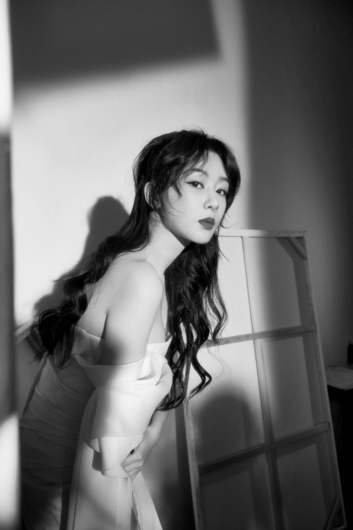 杨紫时尚芭莎活动第二套来品一品