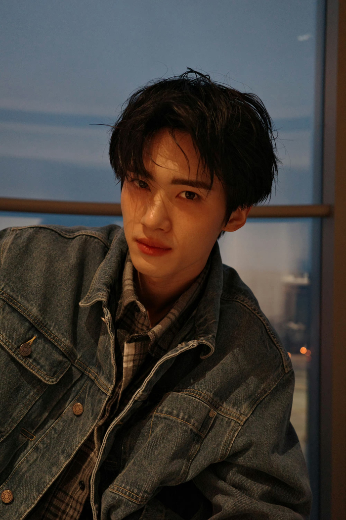 闫桉,路过的蚂蚁看了都要说声好帅