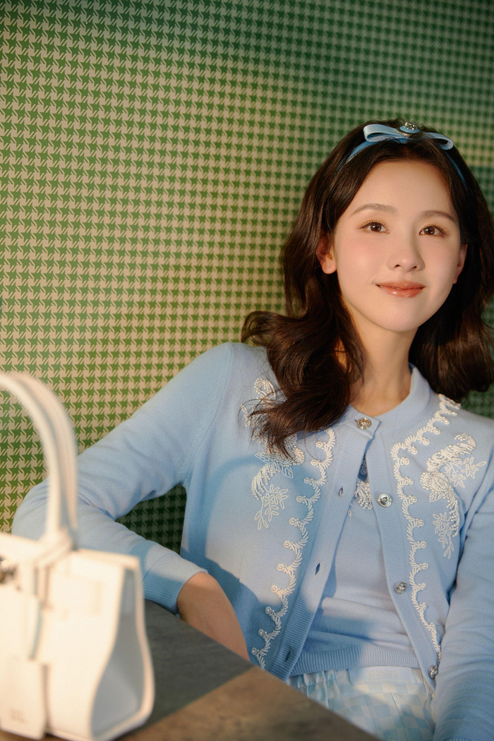 陈都灵这个发型有点民国大小姐的感觉