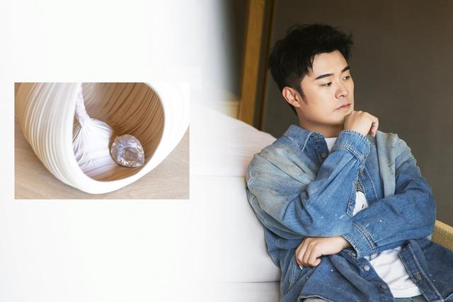 静谧林间光影交织 春风抚枫俊影相依 全明星猛攻杯正在进行中