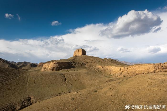 贺兰山明长城遗址图片