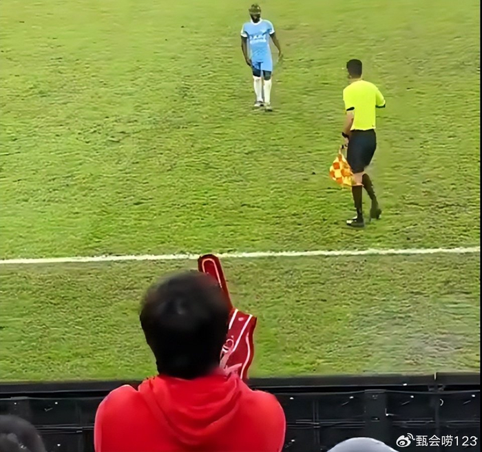 开始自救？媒体人：成都蓉城准备和极端球迷切割，走关系减轻足协处罚