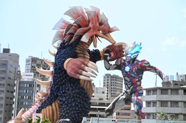 布莱泽奥特曼二次元怪兽加巴顿时隔58年再次登场
