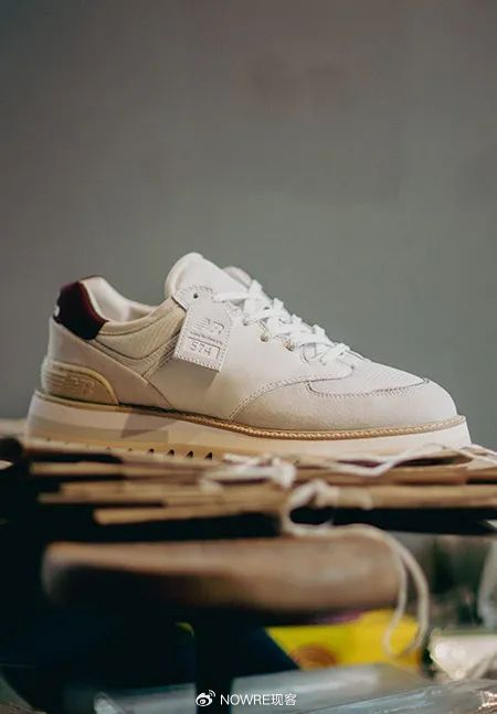 这些「复古球鞋」可能还是 2024 年主力军|samba|复古|鞋款_新浪新闻