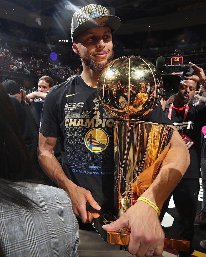 库里生涯重大荣誉