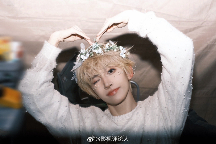 刘宇漂亮矜贵的好像小花神