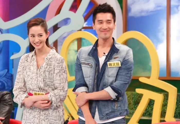 她是赵又廷的前女友,虽然又美又飒,却遭遇过多次断崖式分手