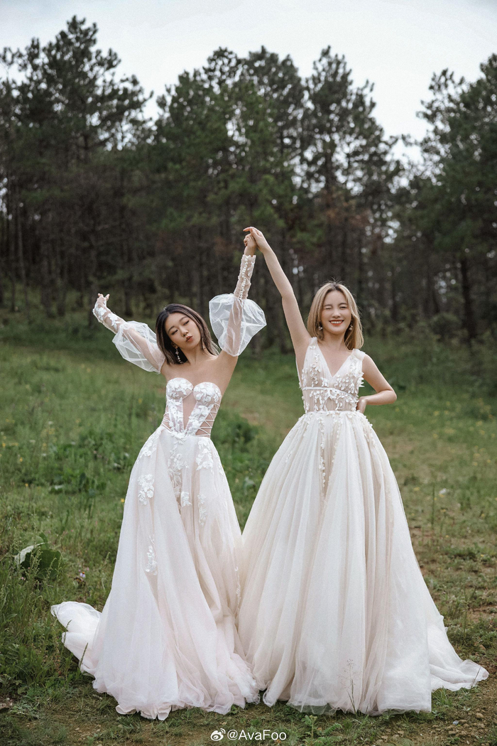 look 3380-3381 在云南和闺蜜拍了婚纱照