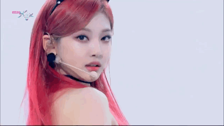 宁艺卓她才18岁哎!气场好强,宁王名不虚实