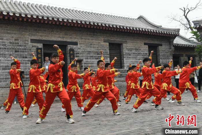 全国300余名形意拳师齐聚河北深州研讨论艺