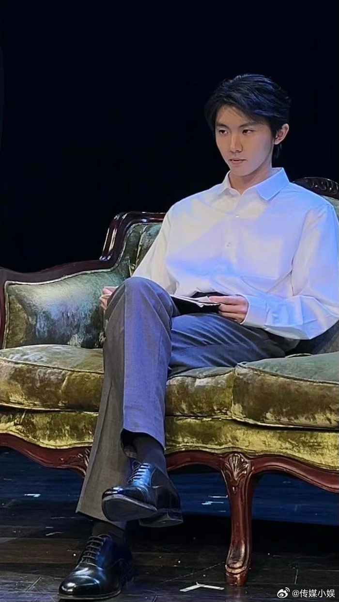 马嘉祺|皮鞋_新浪新闻