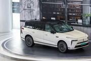 首款搭载VLA大六座插混SUV，魏牌全新蓝山智能进阶版上市