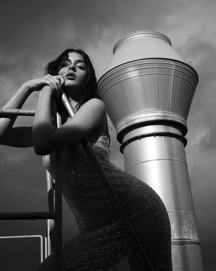 deva cassel 19岁黑白大片 lucia luorio镜头下的女孩特写