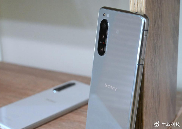 索尼xperia5ii压根不想卖我们当初5999如今五百没人要