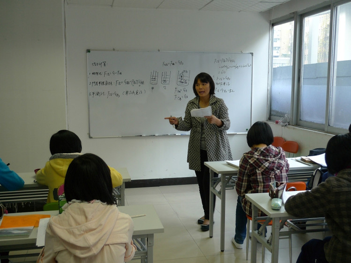 学科补习班凉了,以往热衷补课的学生,如今和不补课的学生有差距