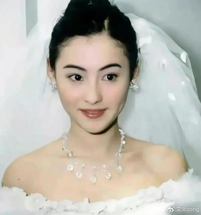 离婚12年,谢霆锋张柏芝爱恨交织的婚姻,被陈凯歌一句话道出本质