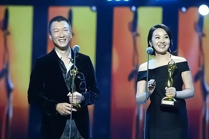 微醺女神闫妮,为了保护女儿,选择不再婚|王玮|闫妮|张铎_新浪新闻