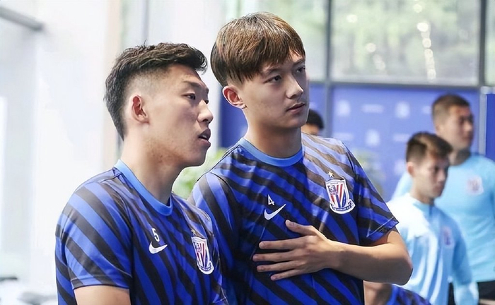 经受孙兴慜考验申花后防线 还能受得了韦世豪跟费利佩的冲击吗