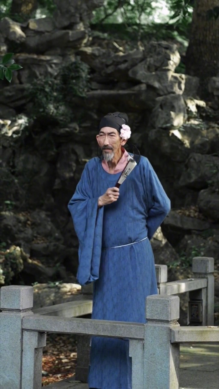 车保罗分享汉服妆造,簪花造型好有东方美感,谁说男生不能簪花!
