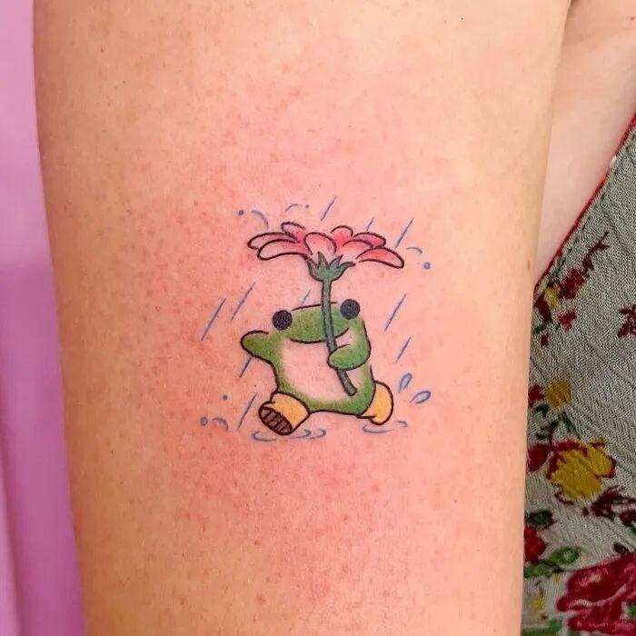 15个俏皮纹身图案,可爱的小绿蛙,可能会把你的心萌化
