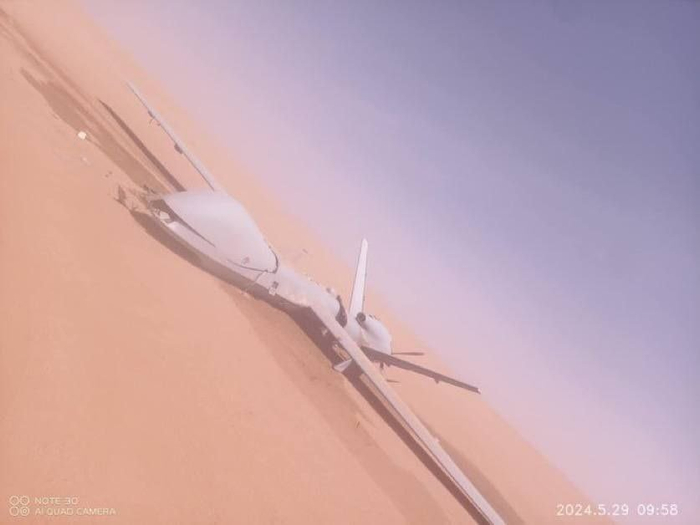 一架美国mq-9死神无人机在也门马里卜被击落