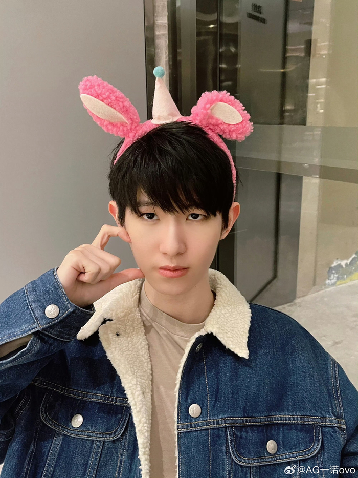 兔叽叽自拍来啦这就是星宝本宝吧～真的可爱鼠了 67@ag一诺ovo 兔