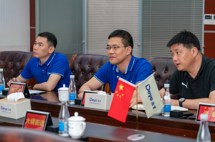 注:右二为张栋斌10,和光同程创始人谢毅11,横店东磁董事长任海亮12,st