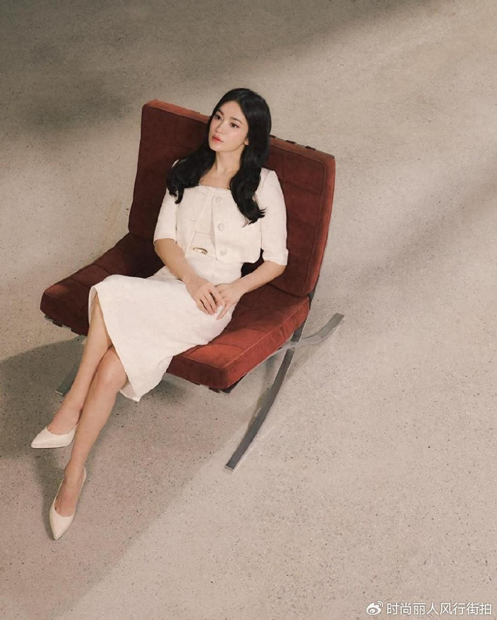 长裙搭10公分高跟鞋尽显霸气,42岁美出新高度|宋慧乔|公分|高跟鞋