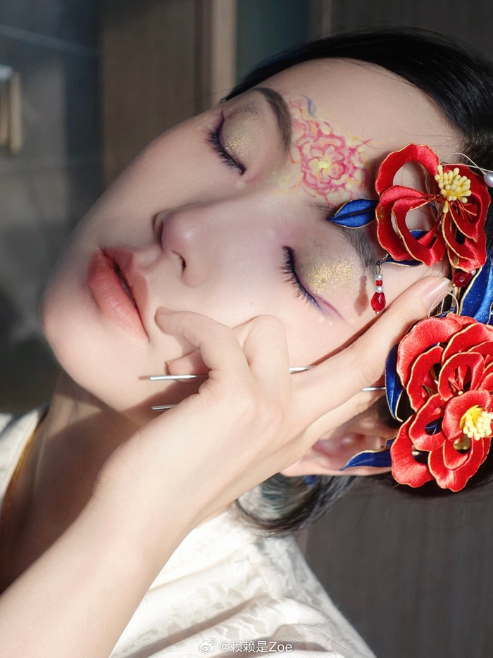 灵感来源:这个美丽的簪子